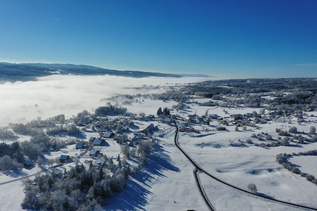 Paysage enneigé : Les Courtots - Novembre 2025