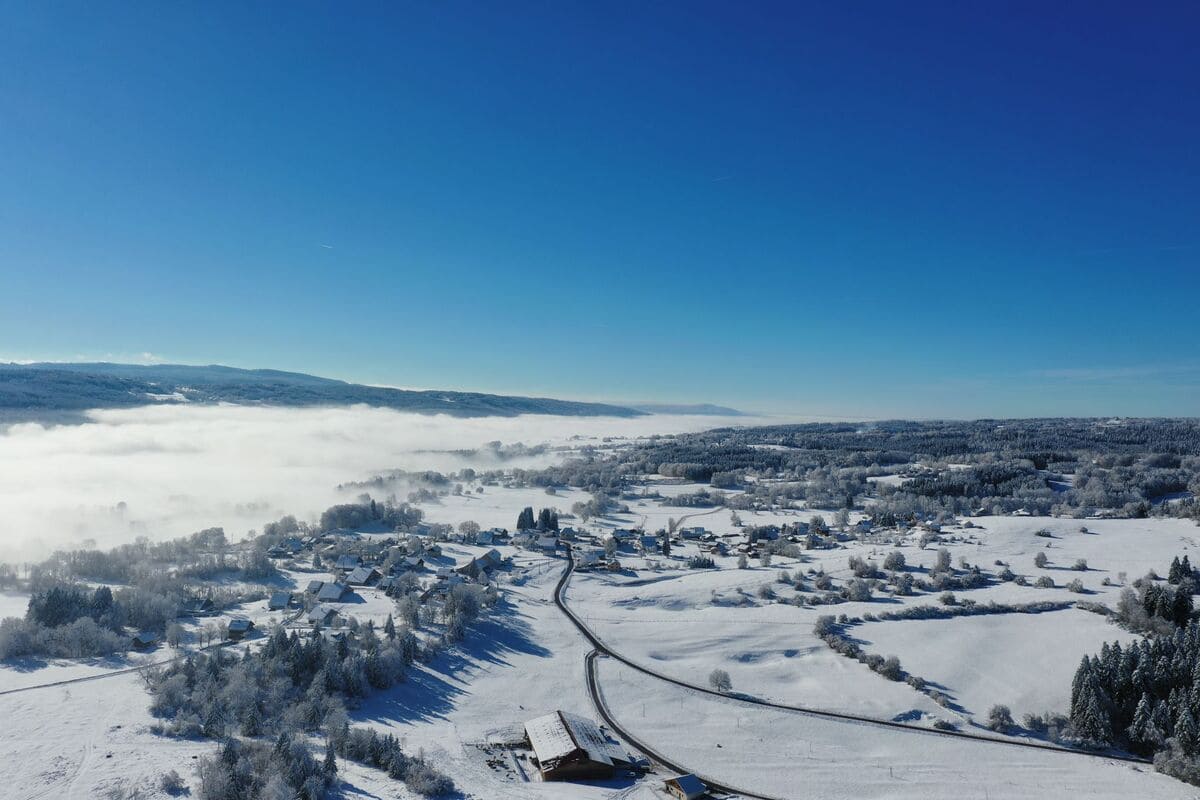 Paysage enneigé : Les Courtots - Novembre 2025